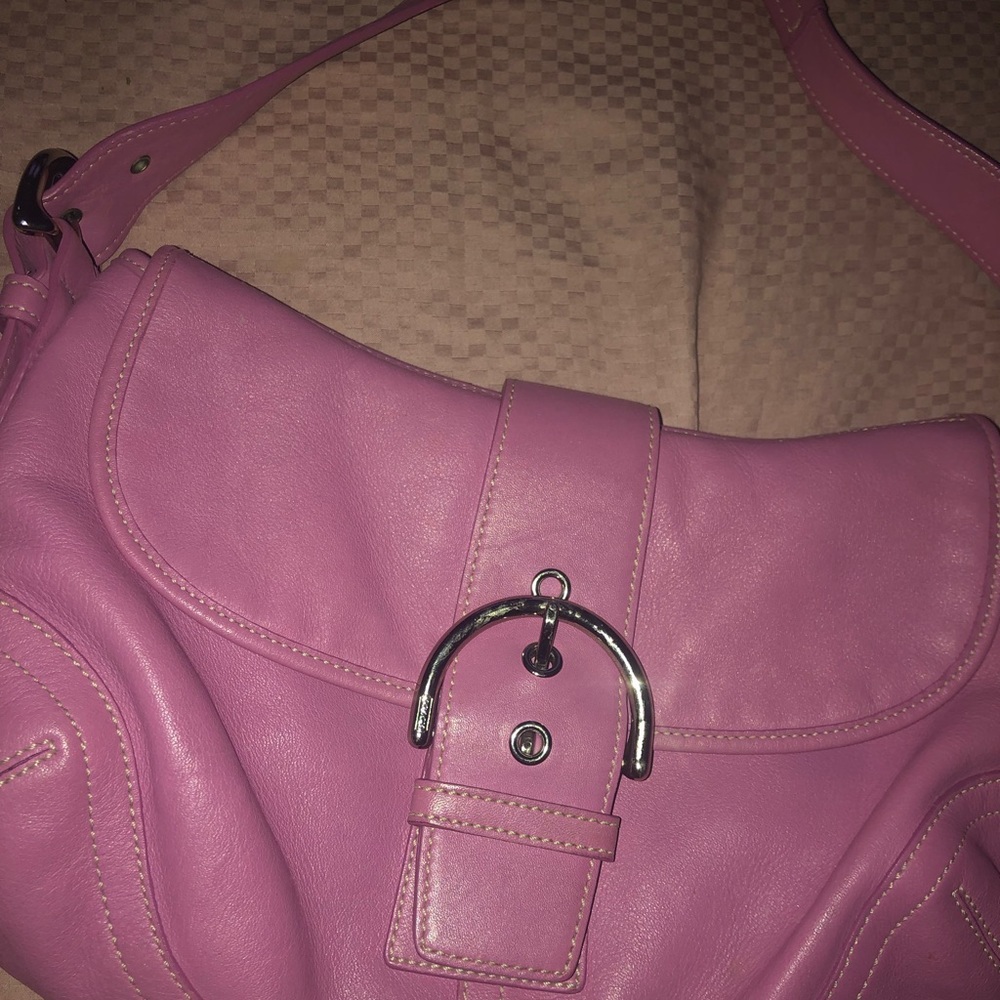 pink leather Coach purse!!!
